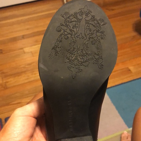 NWOT Gianni Bini shoe boot size 7 - Picture 5 of 5